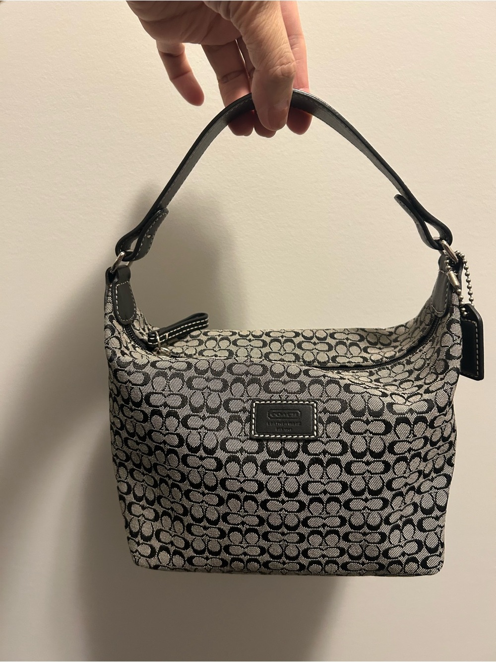 Coach Black and Cream Signature Shoulder Bag